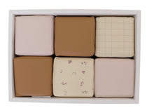 Load image into Gallery viewer, Mini Play Cubes | Floral
