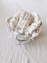 Load image into Gallery viewer, Standard Pillowcase | Bluebell
