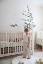 Load image into Gallery viewer, Leo Linen Set | Girls
