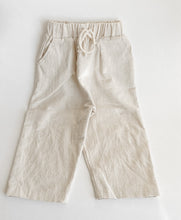 Load image into Gallery viewer, Leo Linen Set | Boys
