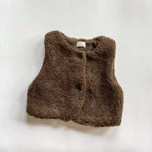 Load image into Gallery viewer, Teddy Vest | Cocoa

