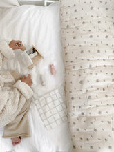 Load image into Gallery viewer, Crib Blanket | Bluebell
