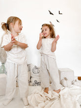 Load image into Gallery viewer, Leo Linen Set | Boys
